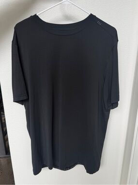 Lululemon License to Train Short-Sleeve Shirt